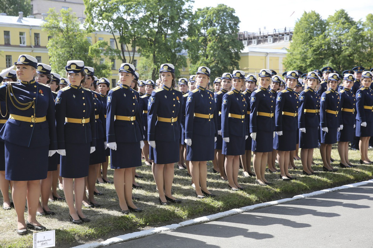 Военно-космическая академия имени А.Ф. Можайского провела очередной выпуск  лейтенантов и прапорщиков : Министерство обороны Российской Федерации